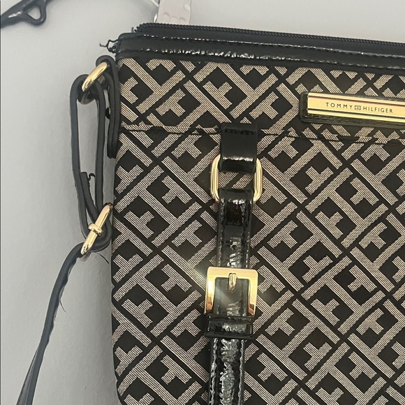 Tommy Hilfiger Black and Brown Patterned Crossbody Bag - Picture 4 of 5